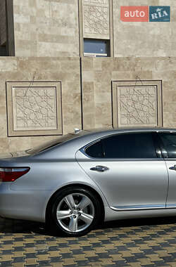 Седан Lexus LS 2007 в Одессе
