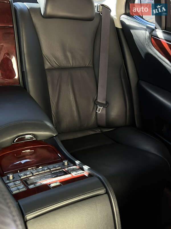 Седан Lexus LS 2007 в Одесі