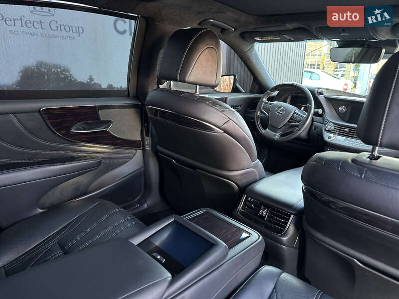 Седан Lexus LS 2018 в Киеве фото 10 Седан Lexus LS 2018 в Киеве