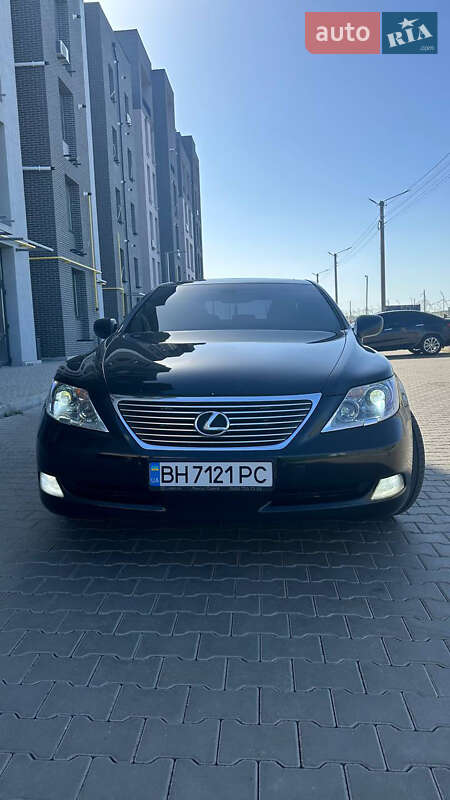 Седан Lexus LS 2008 в Одессе