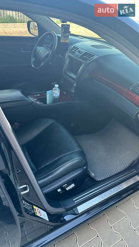 Седан Lexus LS 2008 в Одессе