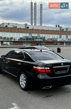 Седан Lexus LS 2007 в Києві