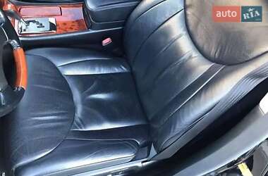 Седан Lexus LS 2005 в 