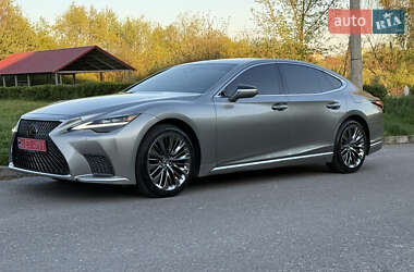 Седан Lexus LS 2022 в 