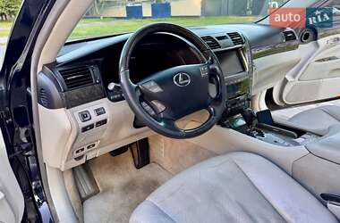 Седан Lexus LS 2007 в 