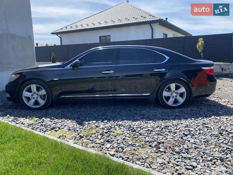 Седан Lexus LS 2008 в Луцьку