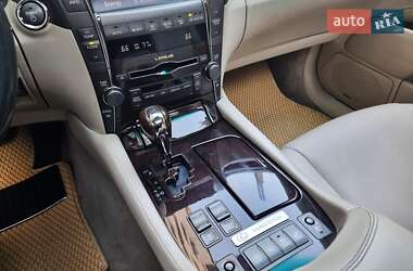 Седан Lexus LS 2007 в 