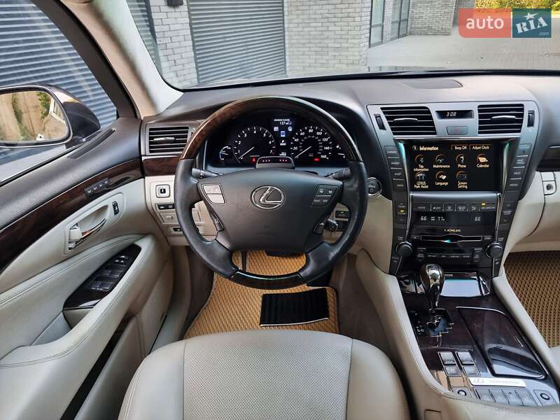 Седан Lexus LS 2007 в Хмельницком
