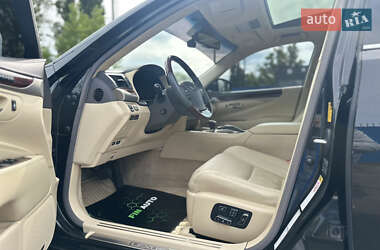 Седан Lexus LS 2014 в 