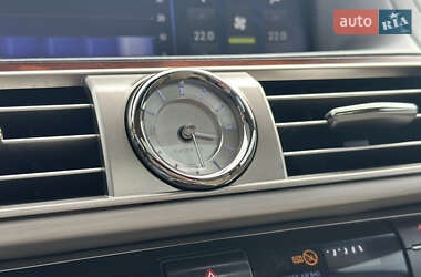 Седан Lexus LS 2014 в 