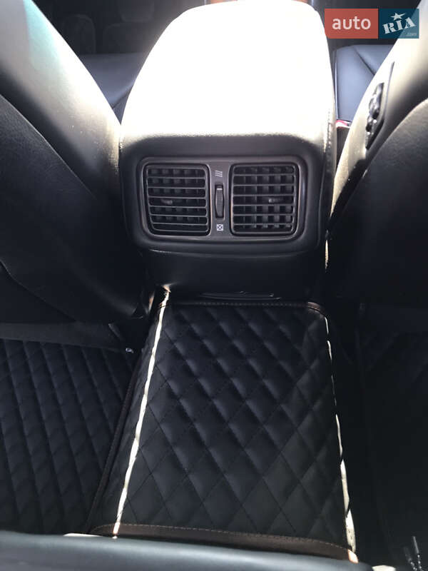 Седан Lexus LS 2002 в Николаеве