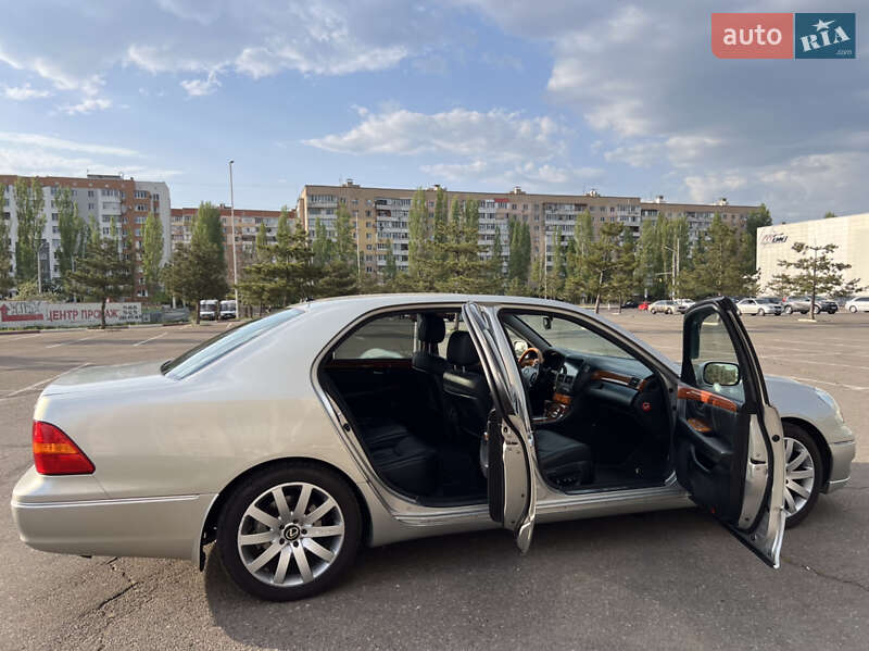 Седан Lexus LS 2002 в Николаеве