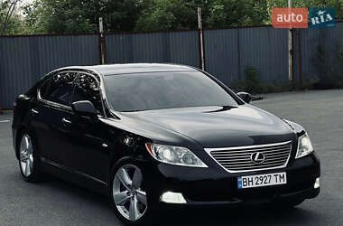 Седан Lexus LS 2007 в 