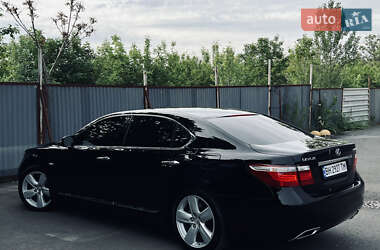 Седан Lexus LS 2007 в 