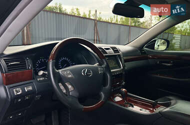 Седан Lexus LS 2007 в 
