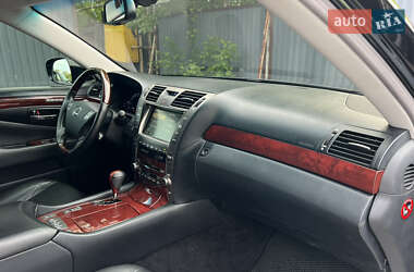 Седан Lexus LS 2007 в 
