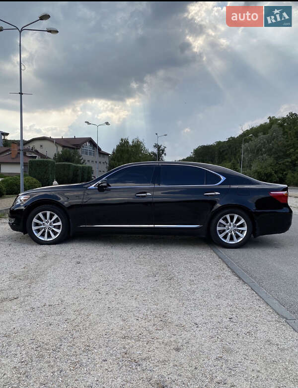 Lexus LS 2010