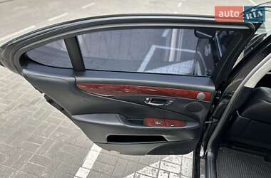 Седан Lexus LS 2007 в 