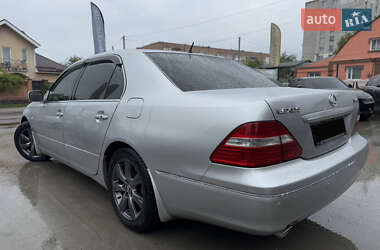 Седан Lexus LS 2003 в 