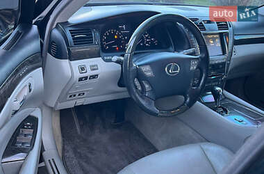 Седан Lexus LS 2007 в 