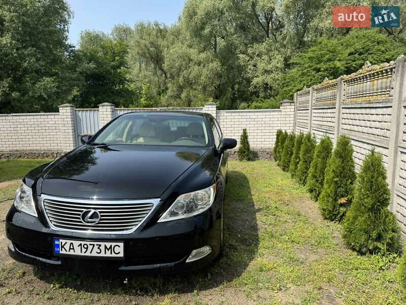 Седан Lexus LS 2007 в Києві