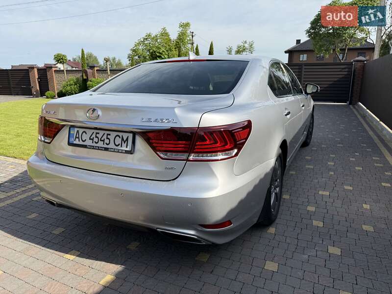 Седан Lexus LS 2014 в Луцке