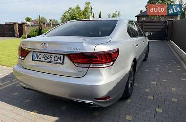 Седан Lexus LS 2014 в 