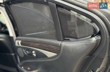 Седан Lexus LS 2013 в 