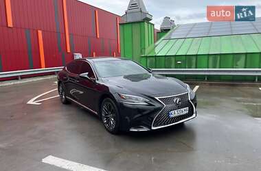Седан Lexus LS 2018 в 