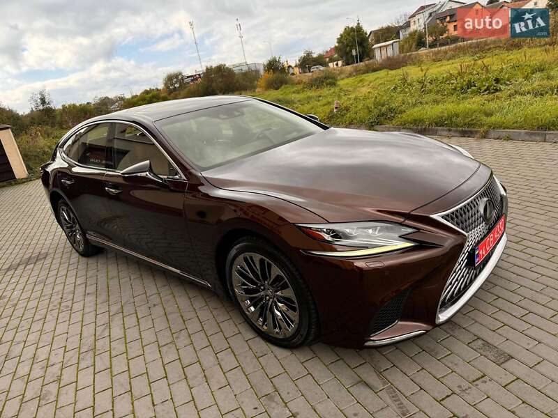 Седан Lexus LS 2018 в Львове фото 16 Седан Lexus LS 2018 в Львове