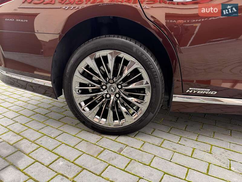 Седан Lexus LS 2018 в Львове фото 25 Седан Lexus LS 2018 в Львове