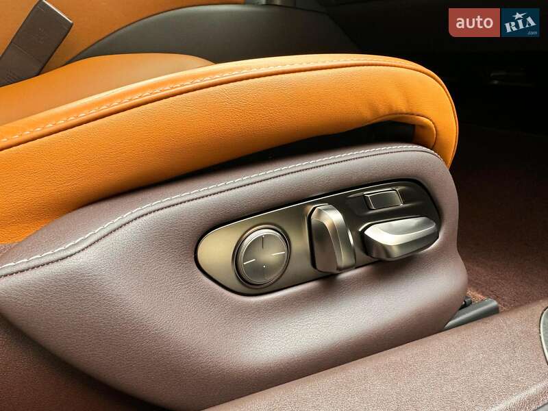 Седан Lexus LS 2018 в Львове фото 37 Седан Lexus LS 2018 в Львове