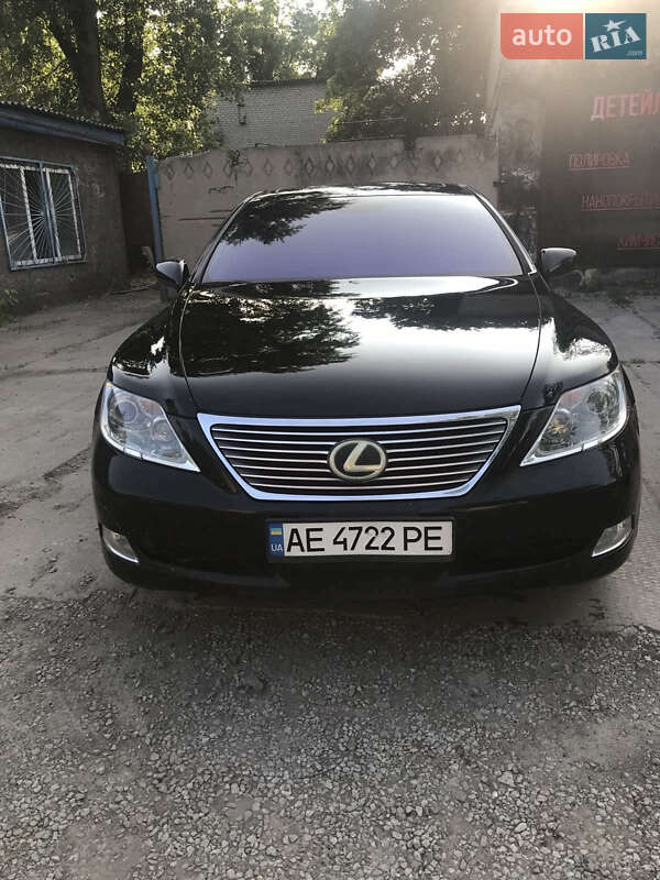 Lexus LS 2008