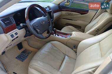 Седан Lexus LS 2007 в 