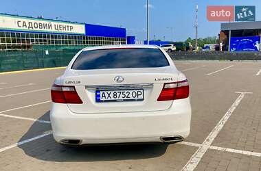 Седан Lexus LS 2008 в 