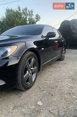 Седан Lexus LS 2008 в 