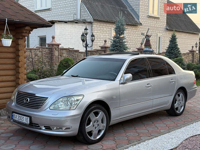 Седан Lexus LS 2004 в Вараше