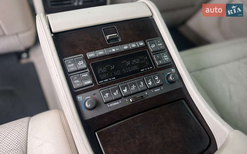 Седан Lexus LS 2007 в Львове