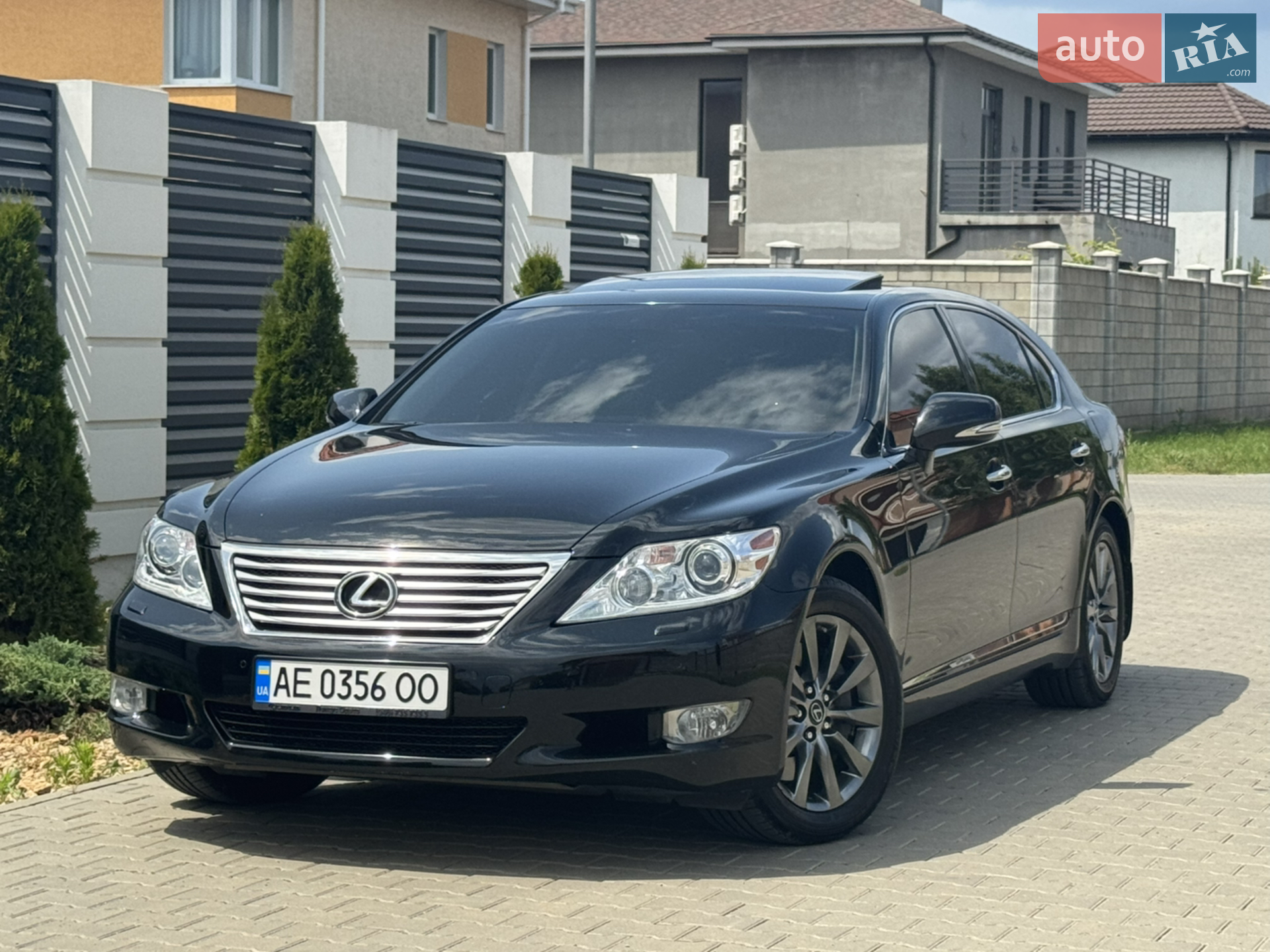 2011 Lexus LS - мініатюра 7