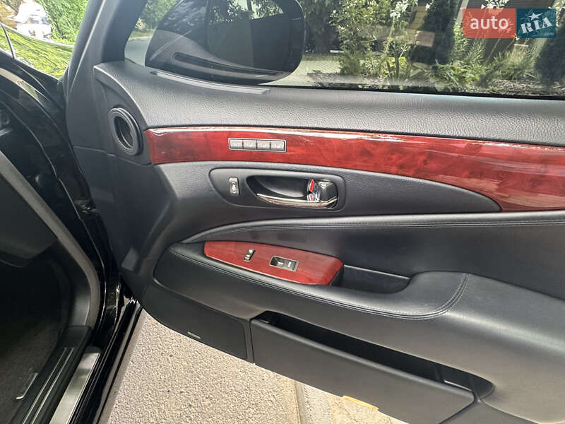 Седан Lexus LS 2011 в Одесі фото 77 Седан Lexus LS 2011 в Одесі