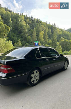 Седан Lexus LS 2004 в 