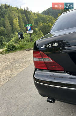 Седан Lexus LS 2004 в 