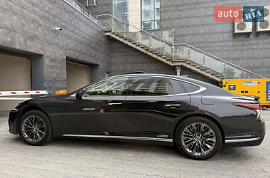 Седан Lexus LS 2018 в 