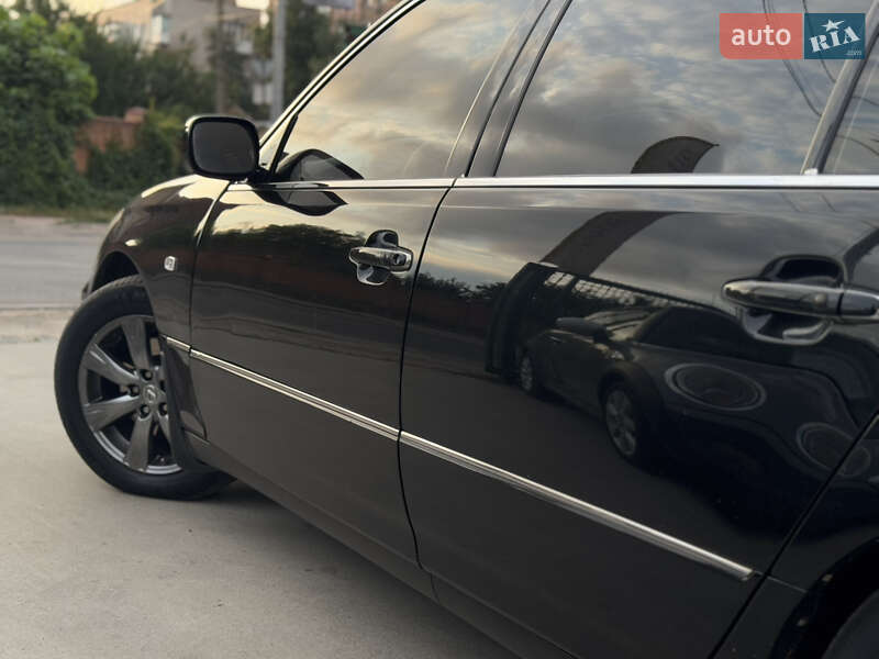 Седан Lexus LS 2005 в Бердичеве