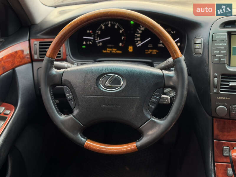 Седан Lexus LS 2005 в Бердичеве