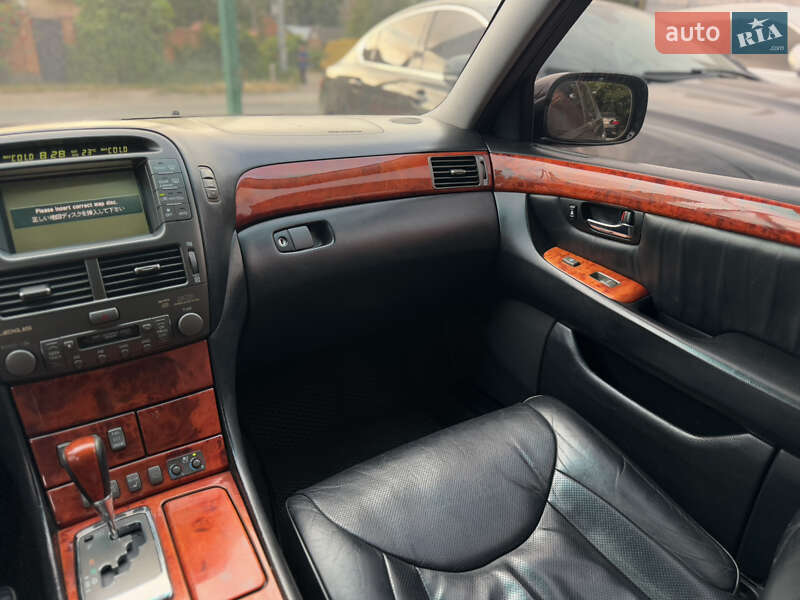 Седан Lexus LS 2005 в Бердичеве