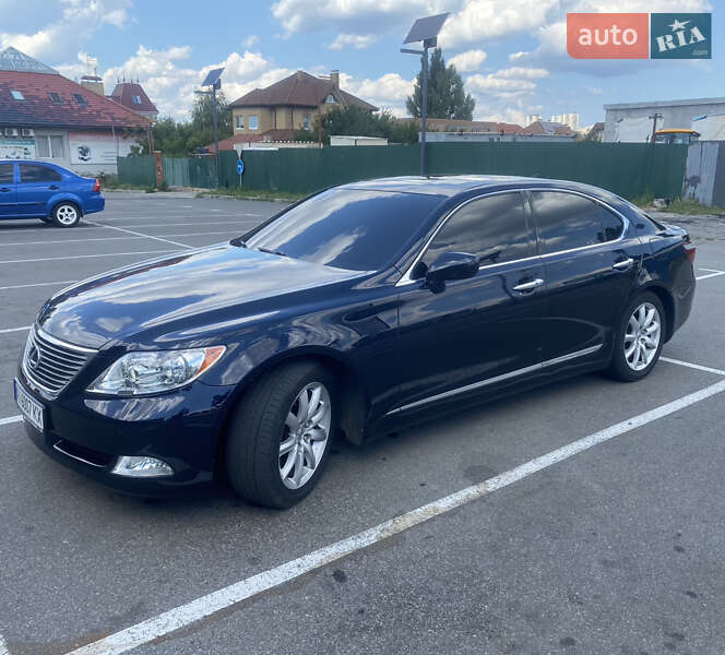 Lexus LS 2008