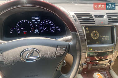 Седан Lexus LS 2008 в 