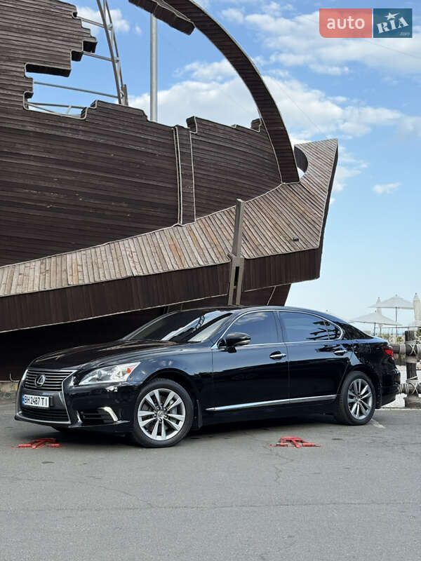Седан Lexus LS 2013 в Одессе