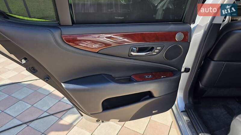 Седан Lexus LS 2007 в Одессе фото 3 Седан Lexus LS 2007 в Одессе